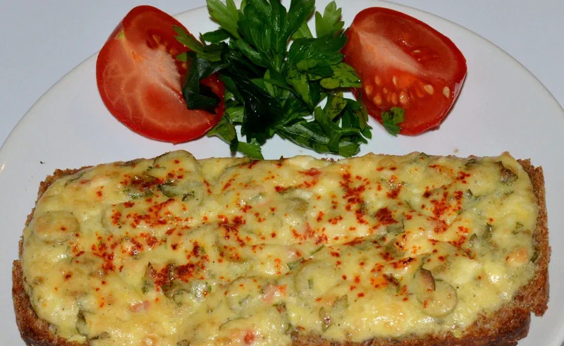 FIRINDA PEYNIRLI EKMEK, czyli turecka zapiekanka