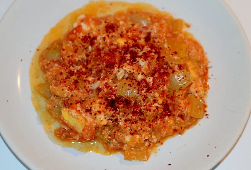 MENEMEN, czyli jajecznica z warzywami