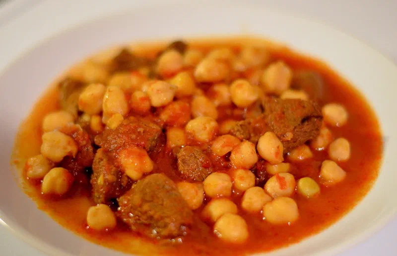 NOHUT YEMEĞİ, czyli cieciorka z mięsem